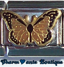 Papillon brun et noir